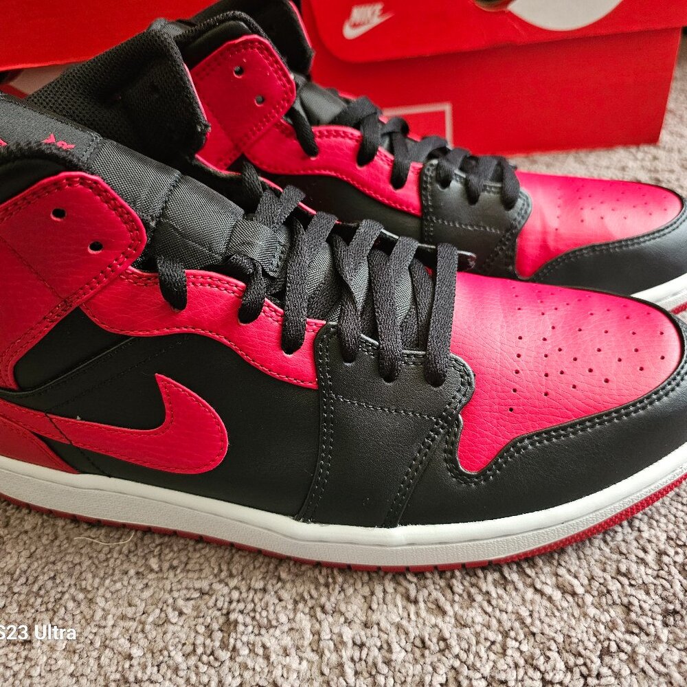 Mens Jordan 1 banned size 11.5